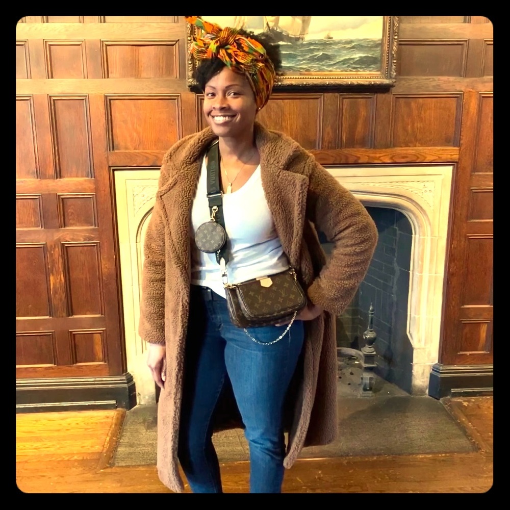 Meet your Posher, Breeann